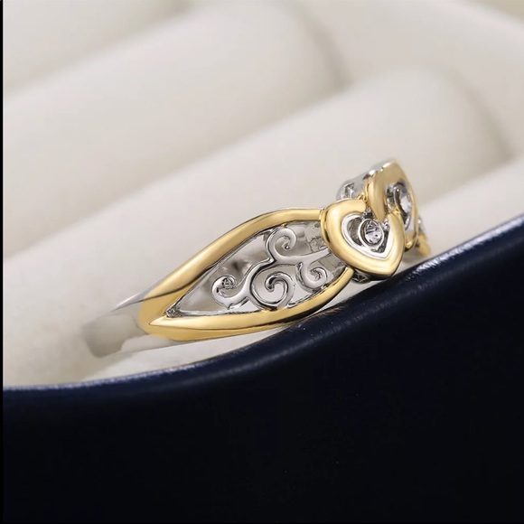 New 925 Silver Carving Flower Hearts Ring - Picture 3 of 5